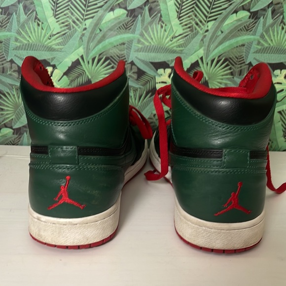 Jordan 1 “Gucci Green” retro size 10.5🟢🔴⚫️ - Picture 4 of 10